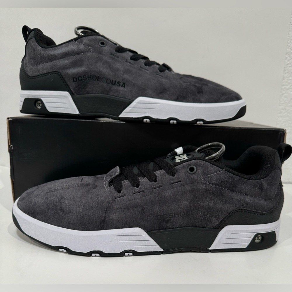 DC Shoes legacy men size 13.0